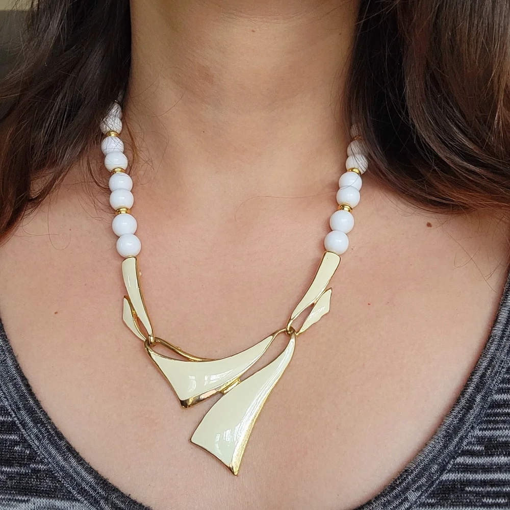 Vintage 10K GP Beaded White / Cream Colored Statement Necklace